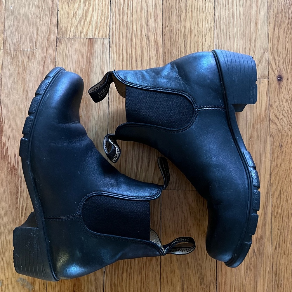 Blundstone Chelsea Boots, Black, Size 8